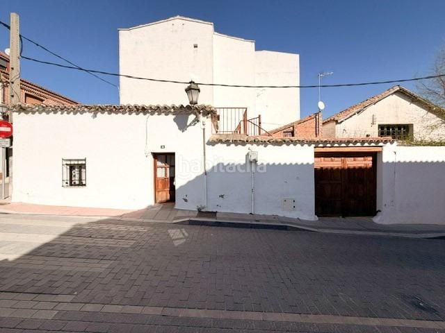 Foto ec29e848-5d77-4327-b379-3625e9dc0aa5. Casa en Centro Navalcarnero