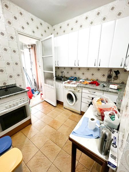 Foto d550ec88-dcb7-4629-8bf6-63d101a6b54e. Pis amb calefacció a Lucero Madrid