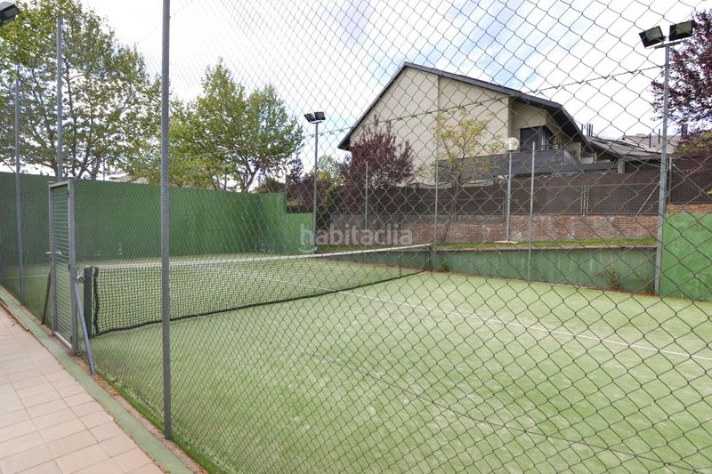 Foto d498a112-dfbb-4345-a712-88fb1fd0af72. Pis amb calefacció aparcament piscina a Viñas Viejas Boadilla del Monte