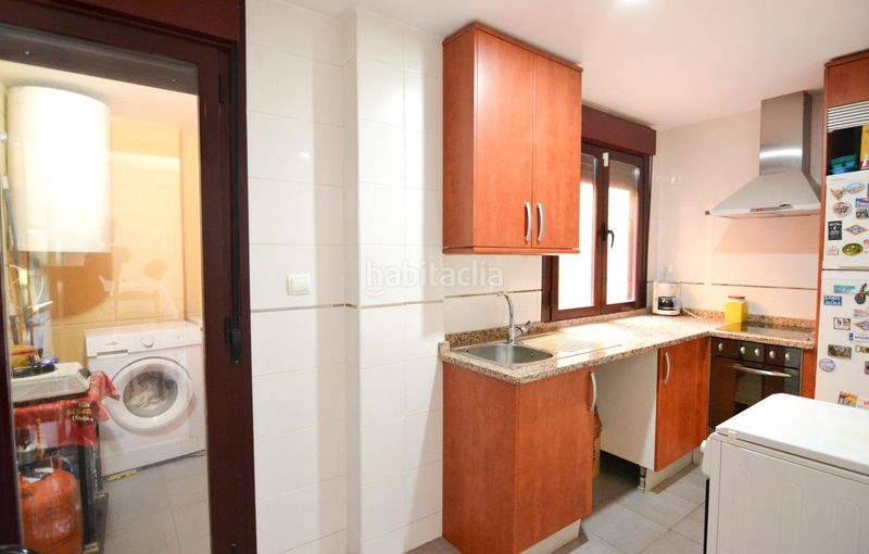 Foto fbf2cd51-6e9d-4a26-b375-256e72df53b7. Dúplex amb calefacció aparcament piscina a Casarrubios del Monte