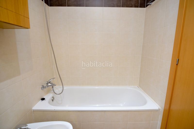 Foto a231ab40-74bd-4c3b-9690-f658382606ae. Pis amb calefacció aparcament piscina a La Dehesa - El Pinar Navalcarnero