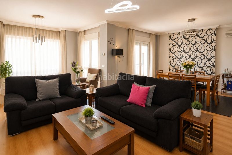Foto a5f91acb-d75d-4027-be2a-4eeba0f2fd7c. Casa aparellada amb calefacció aparcament piscina a Griñón