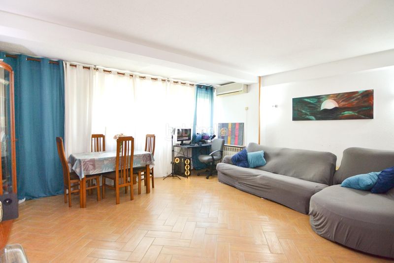 Foto 051eec35-de5e-450d-991d-8c38c7c2994b. Etagenwohnung mit heizung pool in Villayuventus-Renfe Parla