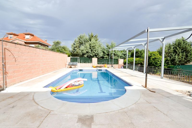 Foto d5f647e6-c2c6-48f9-b565-720753f5eca5. Xalet amb calefacció aparcament piscina a Calypo Fado