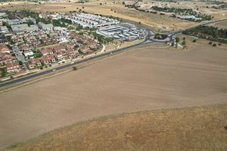 Wohngrundstück in Villanueva de la Cañada. Suelo urbanizable en sector 5 el tejar en villanueva de la cañad