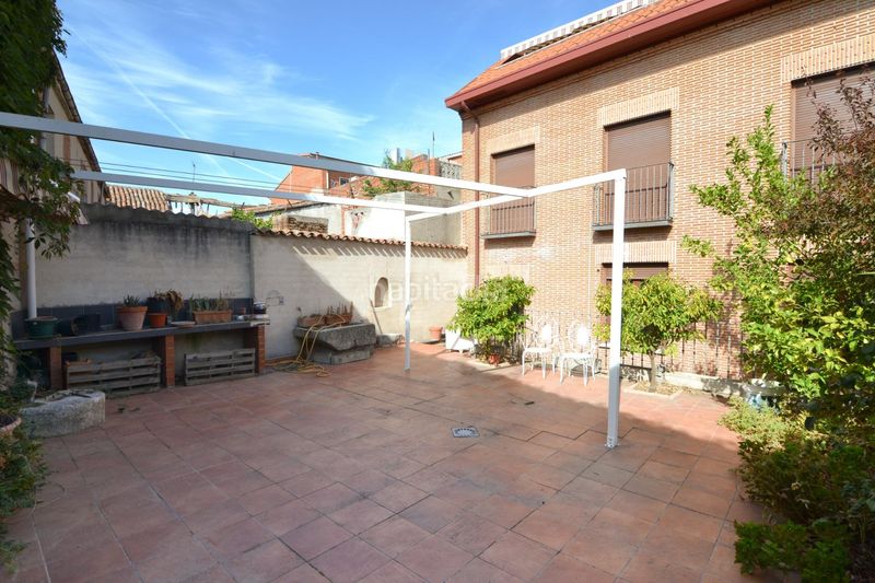 Foto 268f618a-4953-4013-ab71-8b43e66c1777. Casa adossada amb calefacció aparcament a Valmojado