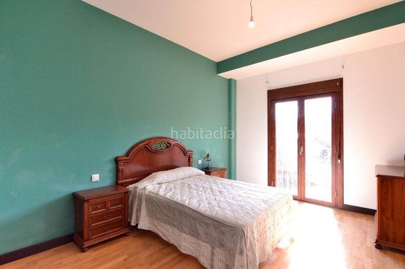 Foto 424308fc-7ce5-4139-9f5d-51814be4ee16. Casa adossada amb calefacció aparcament a Valmojado