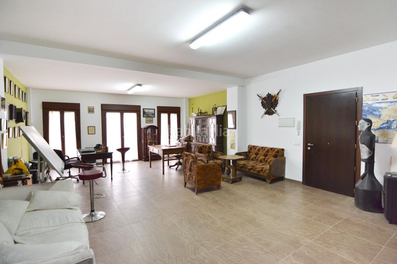 Foto a2f59360-ca28-4555-bf6d-317e716b6525. Casa adossada amb calefacció aparcament a Valmojado