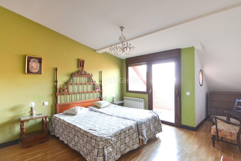 Foto c16aa0bb-5474-4a4a-b481-1b6f627bc724. Casa adossada amb calefacció aparcament a Valmojado