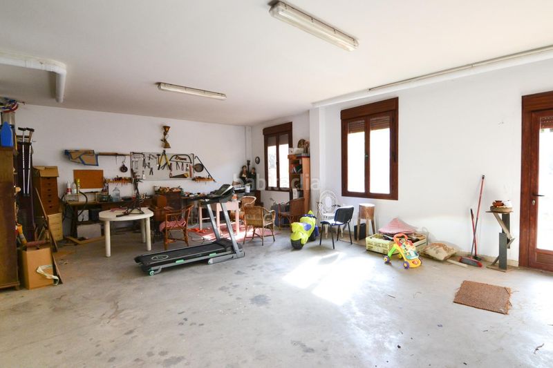 Foto e1ee0eeb-927a-4918-bfc3-6e88f0885e78. Casa adossada amb calefacció aparcament a Valmojado