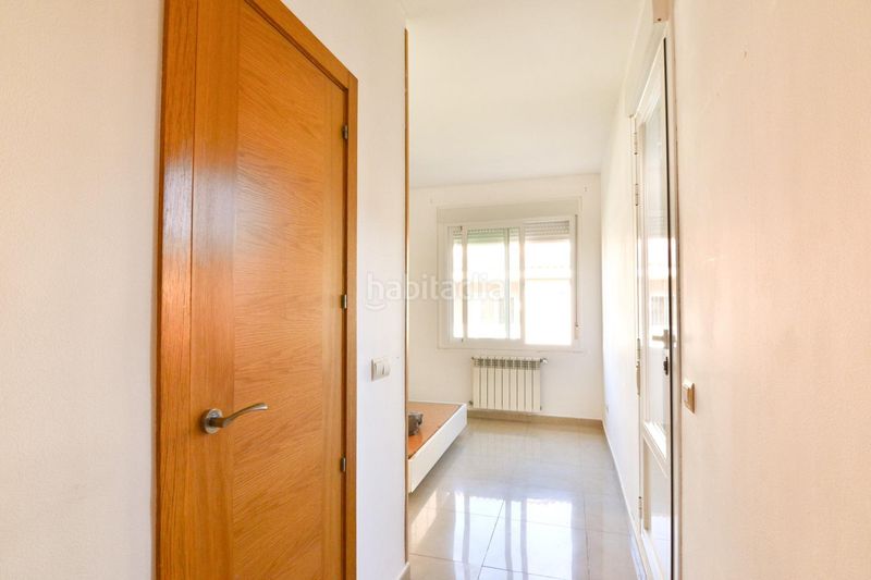 Foto 59333a98-7b6a-42a9-9ae6-a55df34f5d83. Casa aparellada amb calefacció aparcament a Camarena