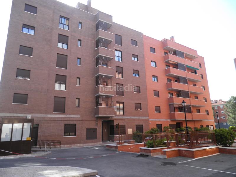 Foto ff13aaaa-1912-40d7-8a0c-42849356e670. Lloguer aparcament cotxe a calle de palazuelos 21 a Madrid