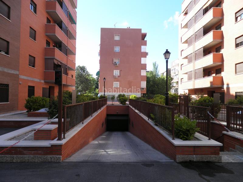 Foto 41e6b3c5-c430-45b3-a150-05c0e6211043. Alquiler parking coche en calle de palazuelos 21 en Madrid