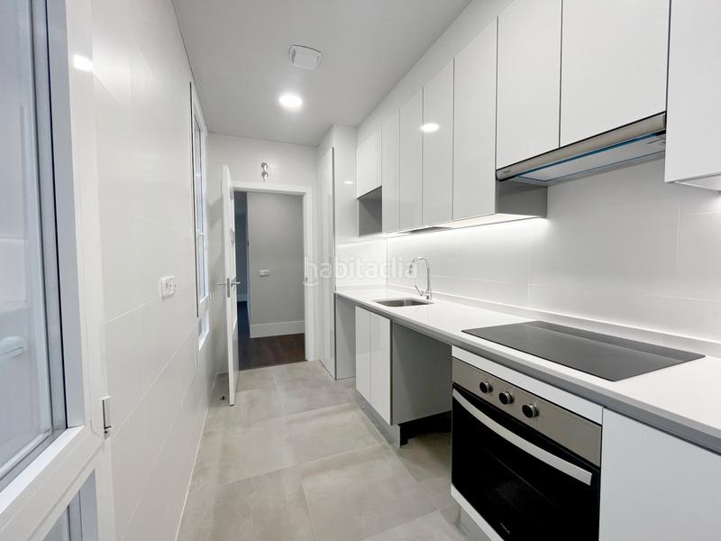 Foto 508e037d-f5a6-421f-b0a1-40d0065c6143. Miete dachwohnung in calle de ayala 53 in Goya Madrid