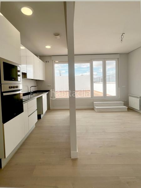 Foto 9a0c9047-3f5f-4ea9-a569-1270b6993f4e. Location attique dans calle de cavanilles 29 dans Pacífico Madrid