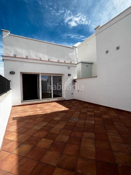 Foto 4bf1009b-50f7-4b48-8809-50471f7aa243. Miete dachwohnung in calle de cavanilles 29 in Pacífico Madrid