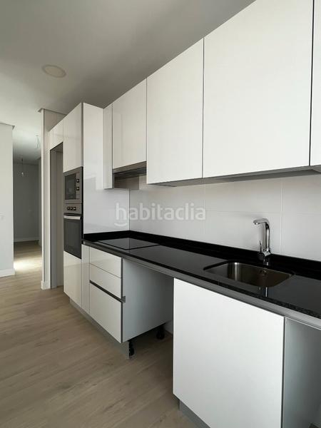 Foto 5adec8ff-3391-4da1-a736-947ef2e37dbc. Miete dachwohnung in calle de cavanilles 29 in Pacífico Madrid