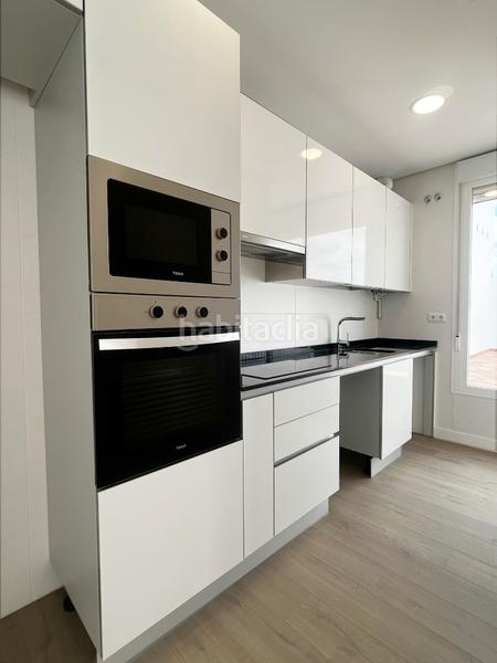 Foto babb787c-2102-4aa0-9199-b48e98dbac2f. Rent penthouse in calle de cavanilles 29 in Pacífico Madrid