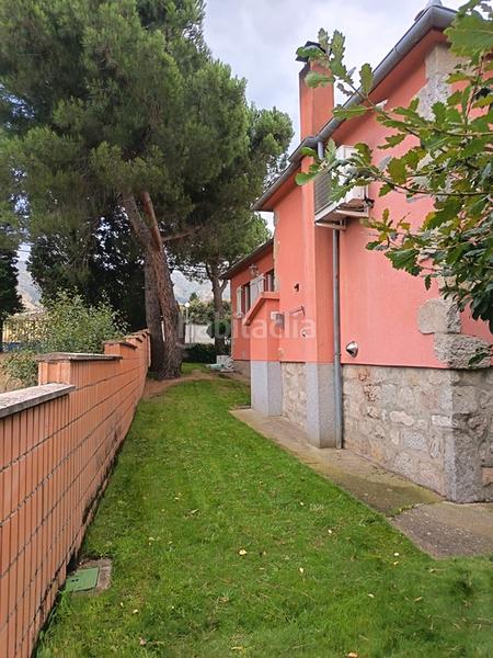 Foto 74b1cfb1-a14a-43fc-8d9c-0f69134d0262. Chalet avec cheminée chauffage parking piscine dans Otero de Herreros