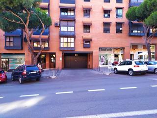 Parking coche en N/a