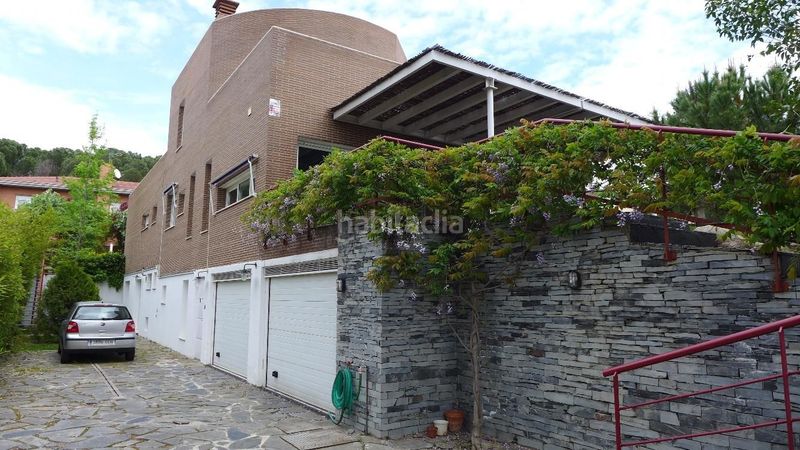 Foto 06b2dc8b-6173-419f-a1dd-eb454ebabfdd. Lloguer casa amb xemeneia calefacció a Aravaca Madrid