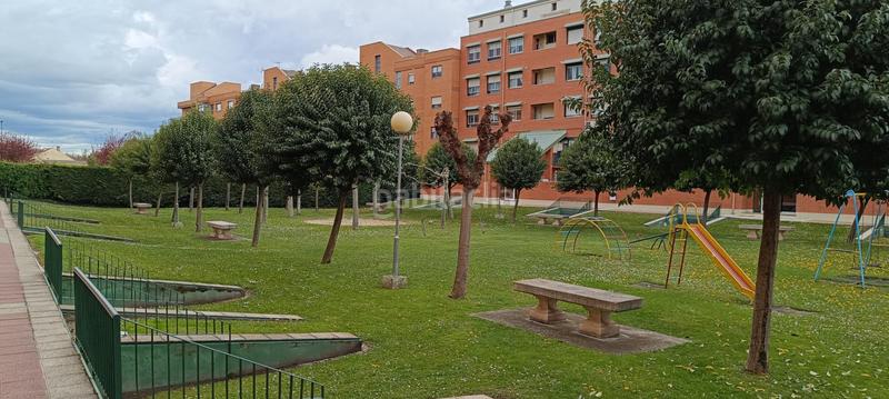 Foto 13818a36-6f61-4297-8c6e-bada95baef21. Pis amb calefacció aparcament a Barrio España Valladolid