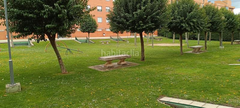 Foto 2aa3c354-2271-4c3a-ade0-11847ba0c796. Pis amb calefacció aparcament a Barrio España Valladolid