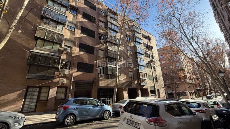 Piso en calle de las peñuelas 43 piso en arganzuela en venta de 3 dormitorios con piscina y garaje en Madrid