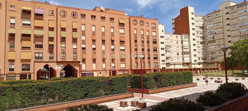Foto 4834e454-4c72-4b5d-815e-b0f039357f6a. Pis amb calefacció aparcament a Delicias Valladolid