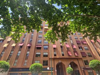 Flat in Plaza León Felipe