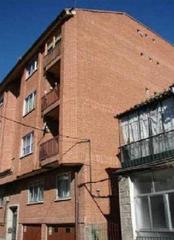 Aparcament cotxe a Zona Rural