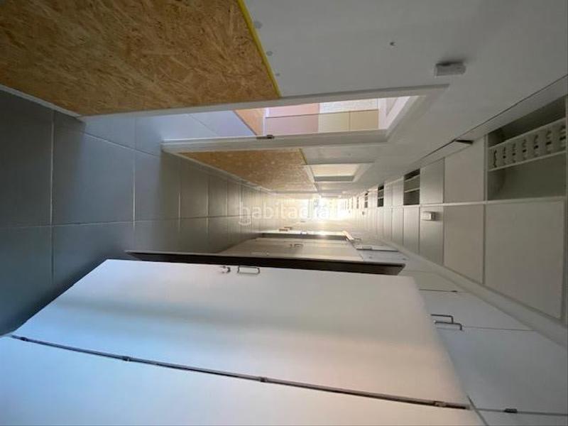 Foto 93004c44-0149-4169-8d82-1cdfbbc9b8fb. Local comercial en primera fase-nuevo Tres Cantos Tres Cantos