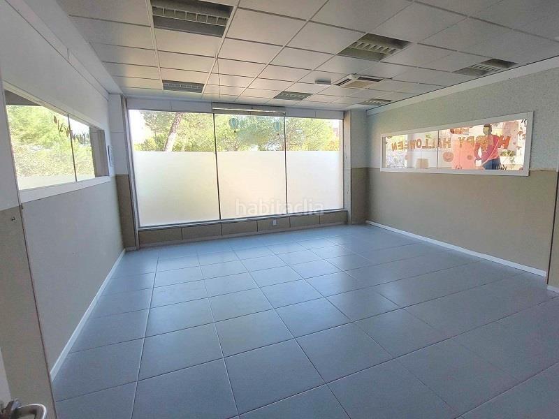 Foto c85b1384-a0e3-4ea5-afd9-f23a78b4e804. Alquiler local comercial en primera fase-nuevo Tres Cantos Tres Cantos