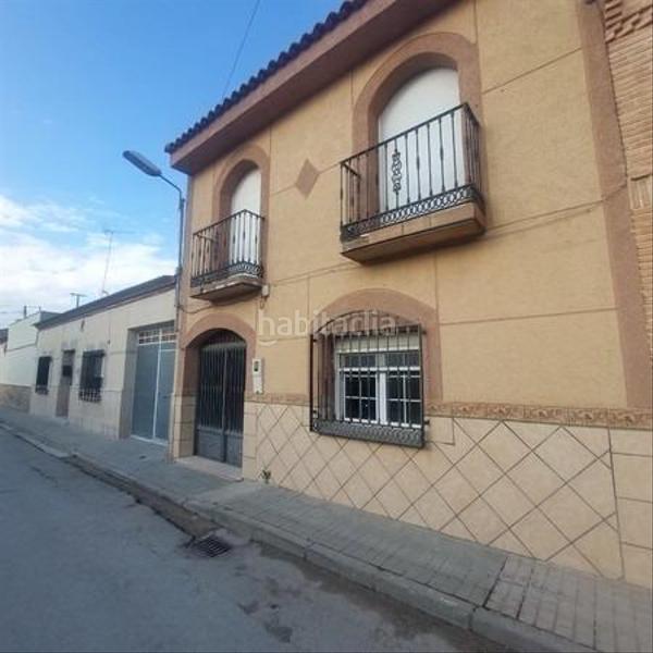 Foto 3e61f9c2-9ad2-4c75-b40d-fe9bed7f81fb. Casa in Puebla de Almoradiel (La)