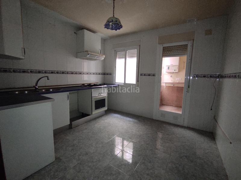 Foto 06aeac3b-6a65-416b-a5a3-ac724e98b36b. Piso en Daimiel