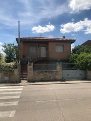 Chalet in Méntrida