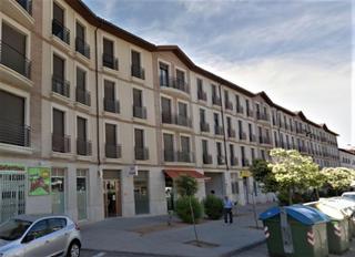 Parking coche en Centro de Especialidades