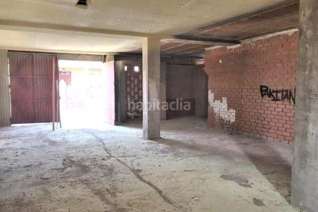 Foto 2bd68439-d511-4801-a348-026dd1df93f4. Local comercial a Recas