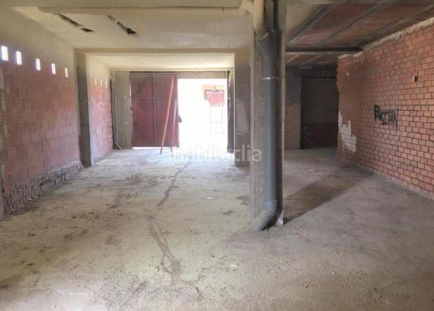 Foto fc52094e-a40f-41ea-9dd5-643c9387841d. Local comercial a Recas