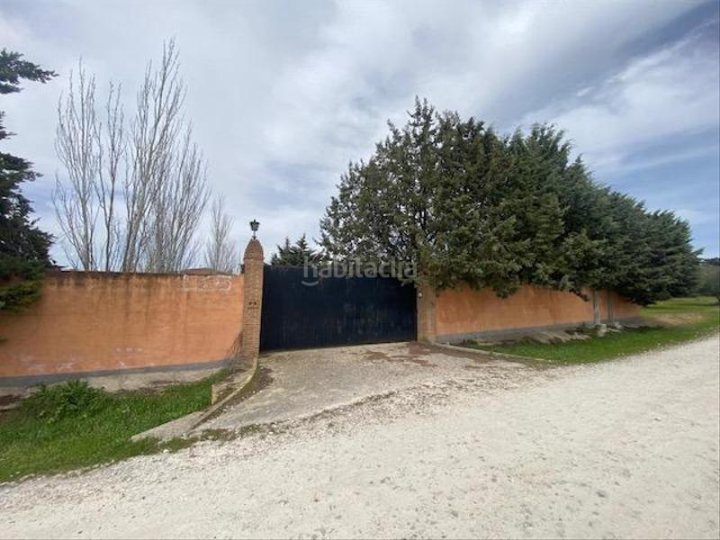 Foto 7a1715ae-1a53-41ed-85e5-00573bb4c677. Casale in Cenicientos