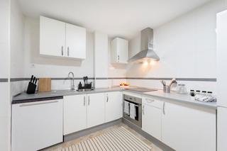 Appartement à Calle airen 7. Exceletnte piso de dos dormitorios!!