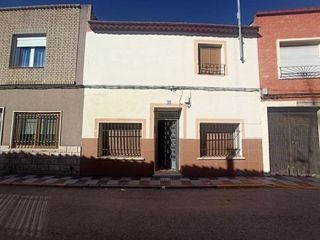 Casa a Villa de Don Fadrique (La)