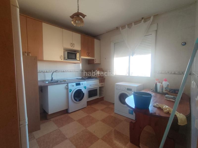 Foto aec1e768-1bca-492d-8458-d782ca1e3f54. Chalet con parcheggio piscina in Escalona