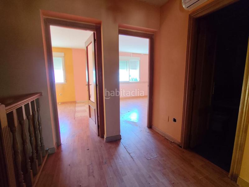 Foto dc2f24e7-d4cb-481c-8ac4-2bf89a4223ce. Chalet con parcheggio piscina in Escalona