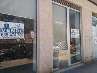Local Comercial a Avenida de la Universidad
