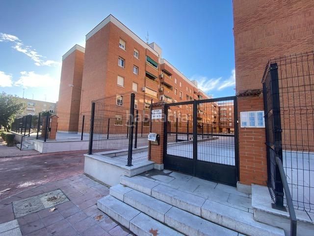 Foto 56c888f9-bd7f-4daa-a33e-a6ee9479a47d. Piso en Universidad Getafe