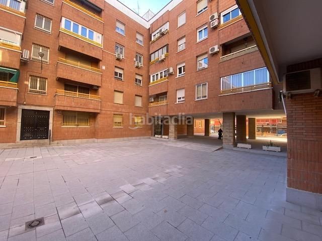Foto f54e86bb-0d76-4e01-9301-28c8f88f7735. Piso en Universidad Getafe