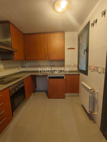 Foto 3bb170d8-5a38-4135-9c37-3b39bdb13b57. Dúplex amb aparcament piscina a Méntrida