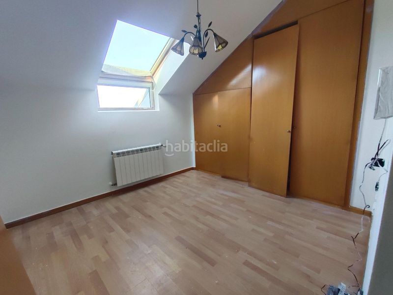 Foto b526fb3f-e7c5-43b0-b54e-abe57aee4208. Dúplex amb aparcament piscina a Méntrida