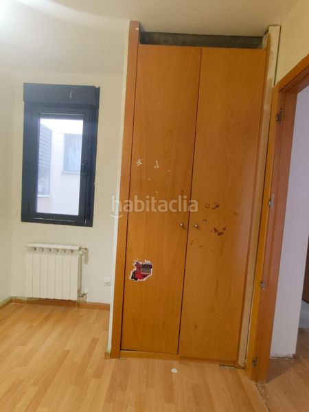 Foto b8e58b5d-1734-4ef1-af8d-8490009a2c73. Dúplex amb aparcament piscina a Méntrida